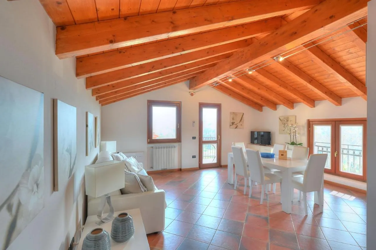 Albatros Apartment Toscolano Maderno Italy